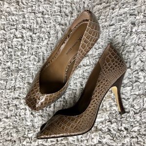 NWT Anne Klein “Mastardust” Heels